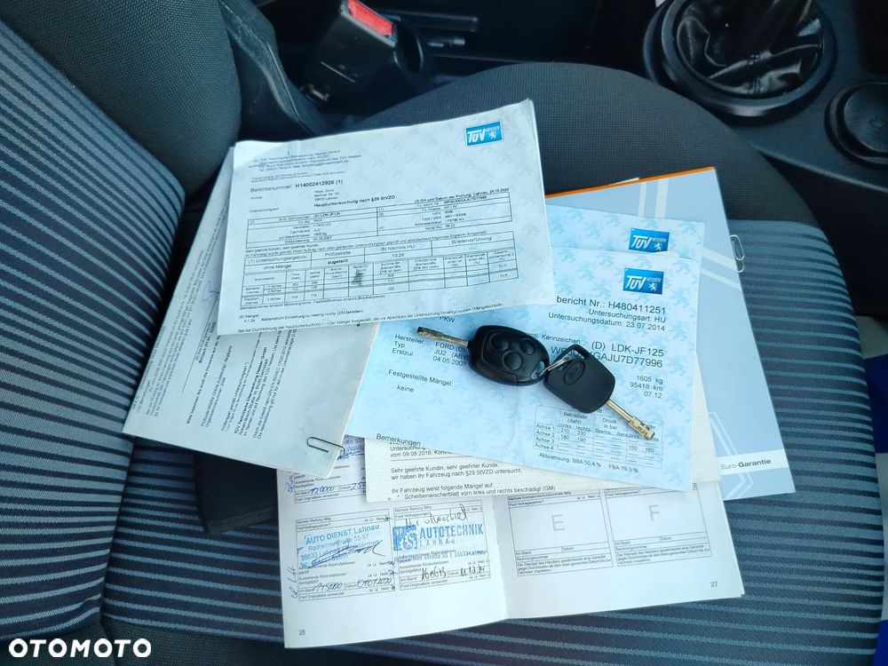 Ford Fusion 1.4 Ambiente - 20