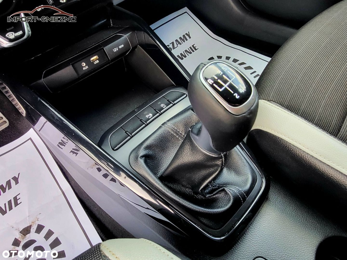 Kia Stonic - 22