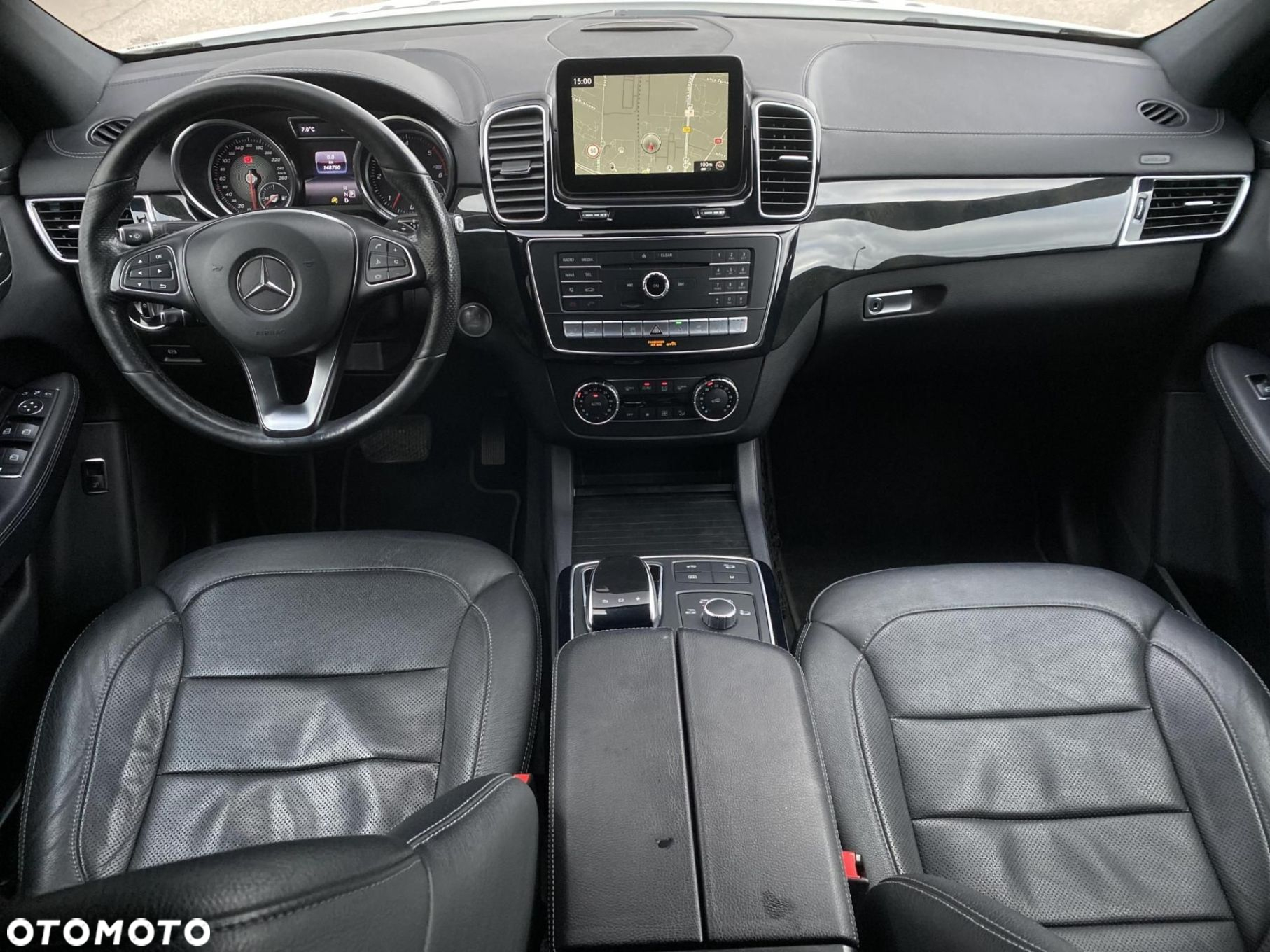Mercedes-Benz GLE - 25