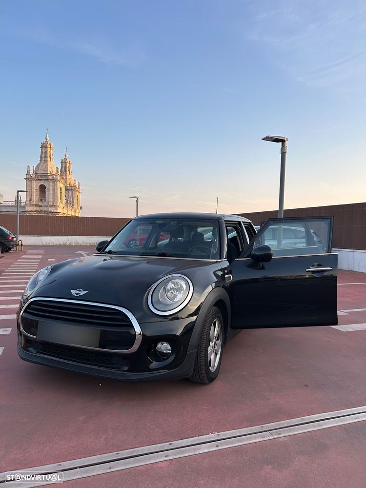 MINI 5 Portas Cooper D - 2