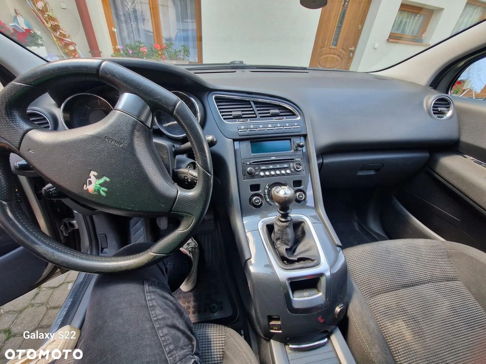 Peugeot 5008 - 3