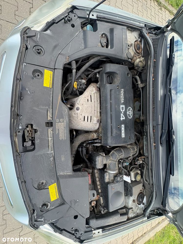 Toyota Avensis 2.0 VVT-i Prestige - 22
