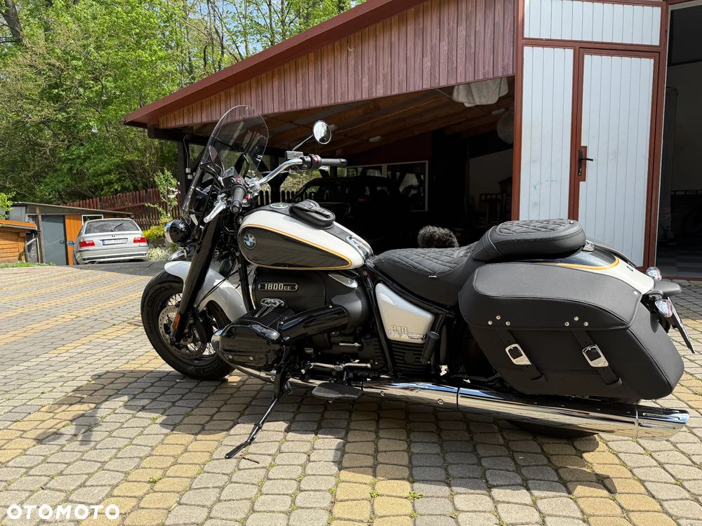 BMW R - 8