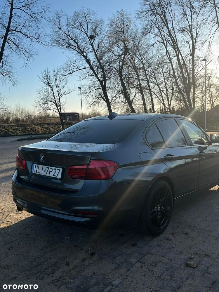BMW Seria 3 320d - 5