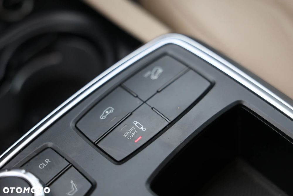 Mercedes-Benz GL 500 4-Matic - 23