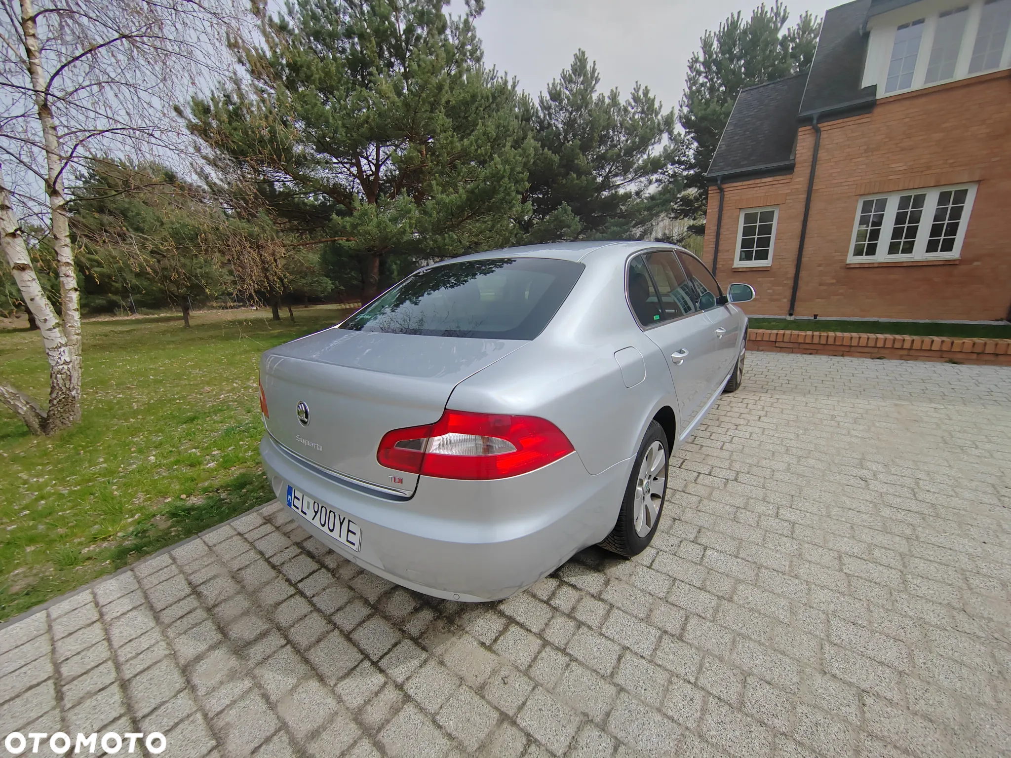 Skoda Superb 2.0 TDI Ambition - 8