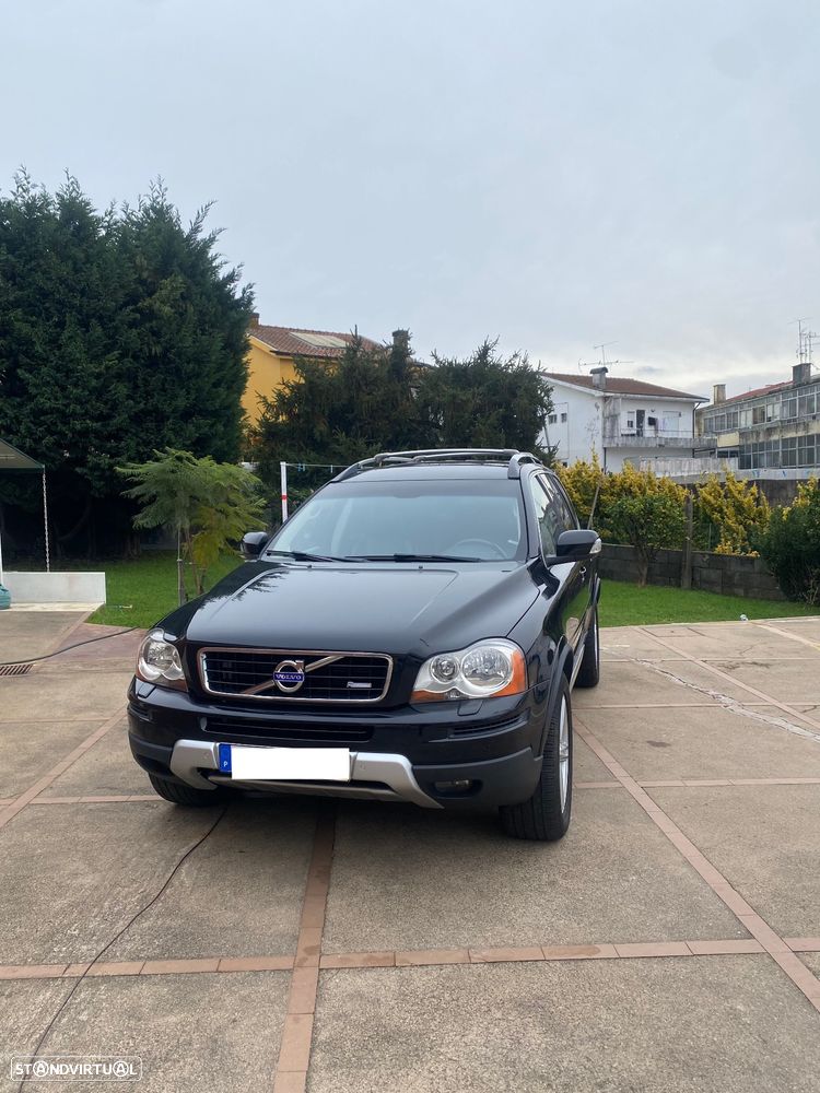 Volvo XC 90 2.4 D5 7L R-Design - 1