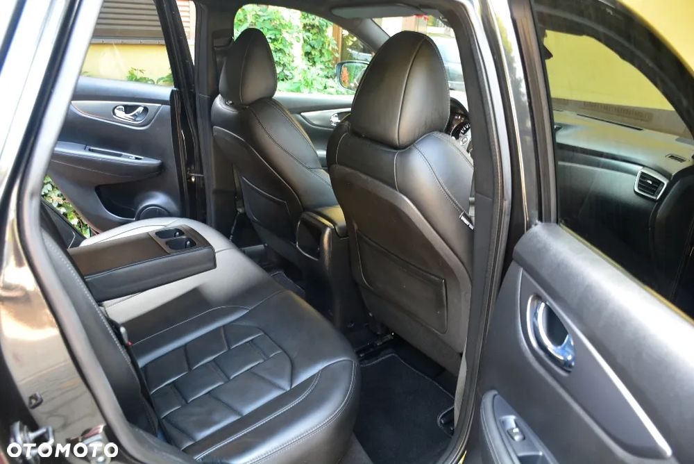 Nissan Qashqai 1.3 DIG-T Tekna+ - 26