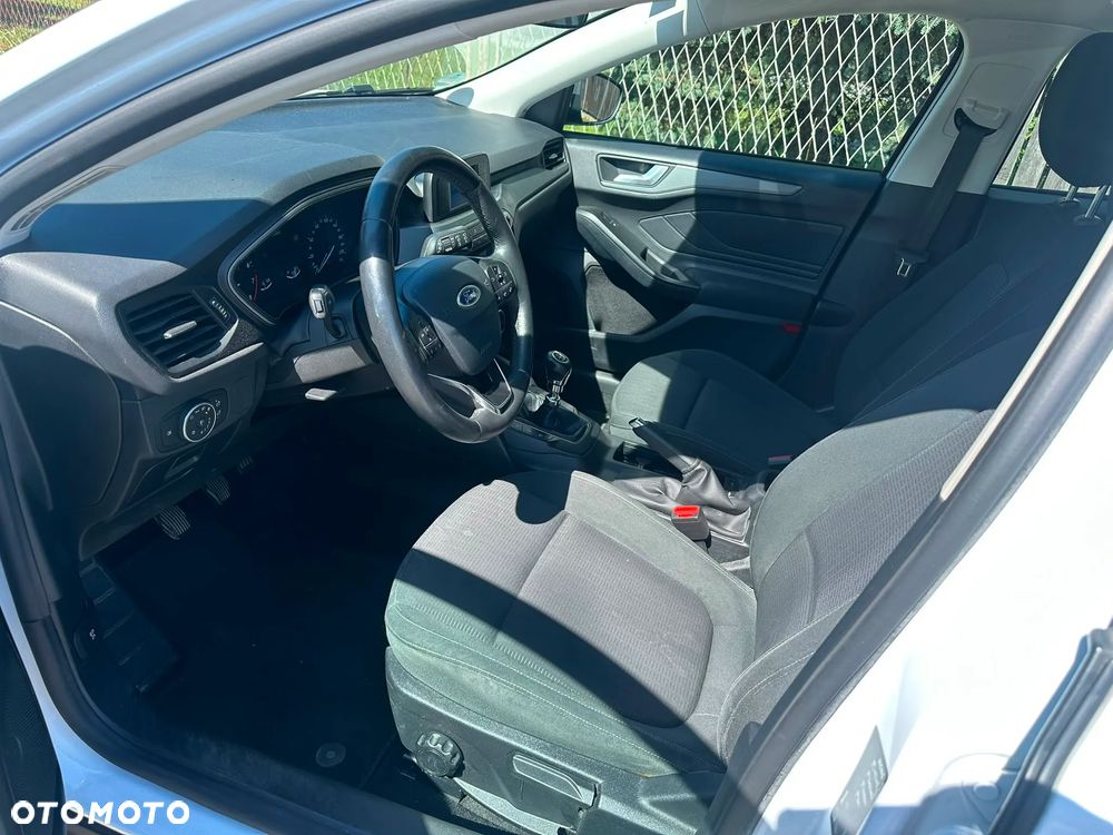 Ford Focus 1.0 EcoBoost 99g Edition Start - 17
