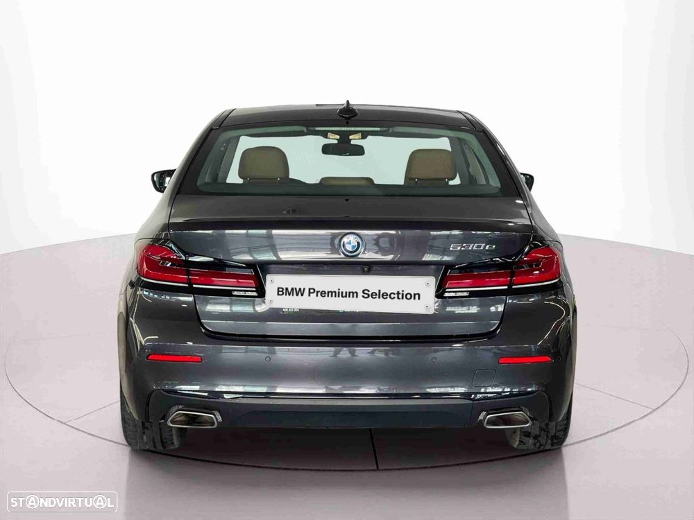 BMW 530 e Line Luxury - 7
