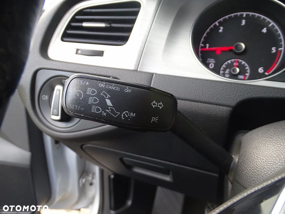 Volkswagen Golf 1.6 BlueTDI Comfortline - 31