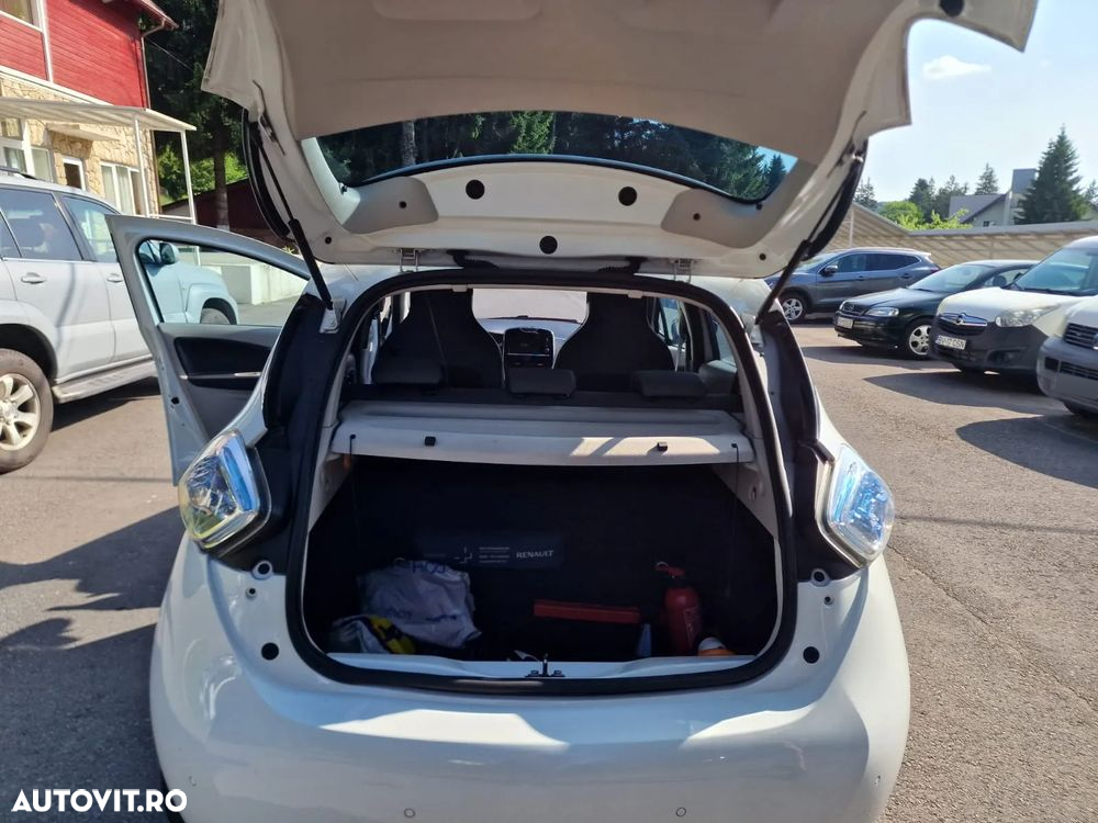Renault ZOE - 13