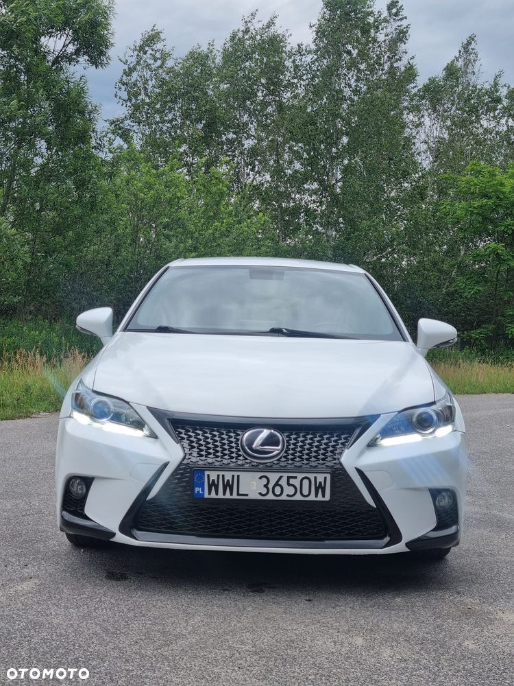 Lexus CT 200h F Sport - 3