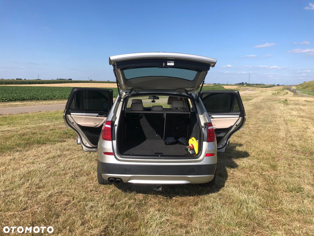 BMW X3 28i xDrive - 10