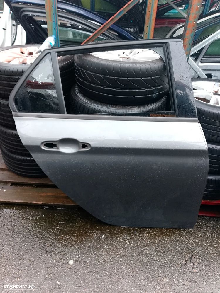PORTA TRAS DIREITA FIAT TIPO SW - 1