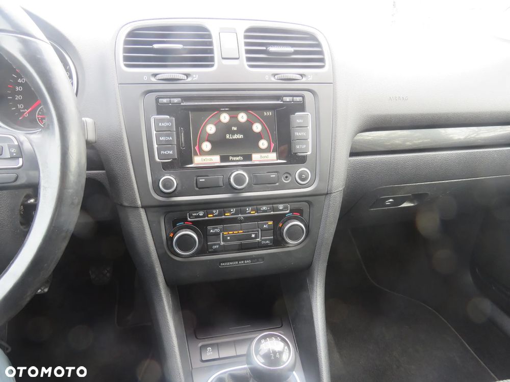 Volkswagen Golf 1.6 TDI 4Motion BlueMotion Technology Comfortline - 12