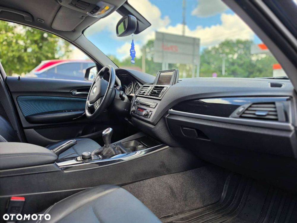 BMW Seria 1 - 21