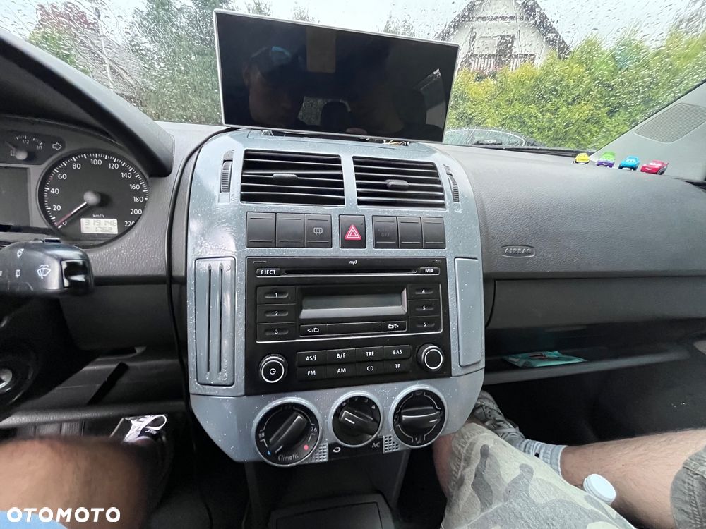 Volkswagen Polo 1.4 TDI Sportline - 10