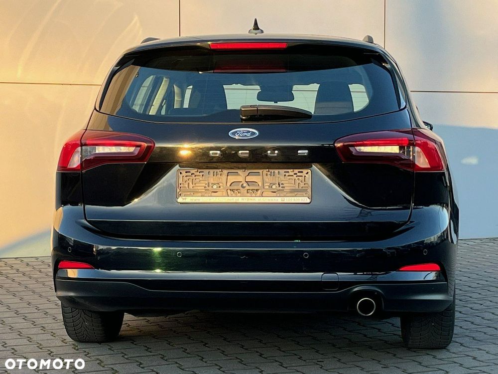 Ford Focus 1.5 EcoBlue Start-Stopp-System TITANIUM DESIGN - 11