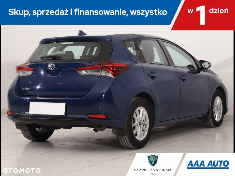 Toyota Auris - 6