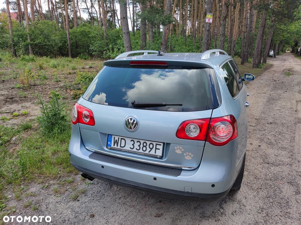 Volkswagen Passat 2.0 TSI Highline - 16