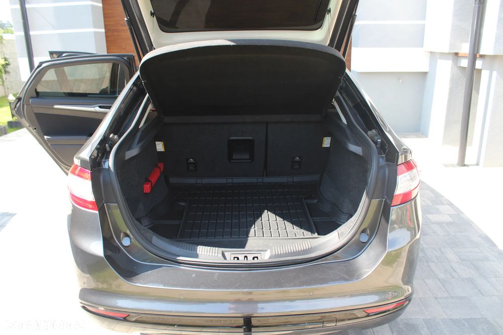Ford Mondeo 2.0 TDCi Titanium - 13