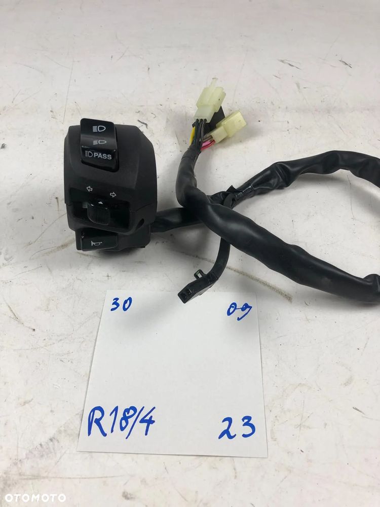 Yamaha YZF R125 19- Przełącznik Lewy Przełączniki Lewe - 1