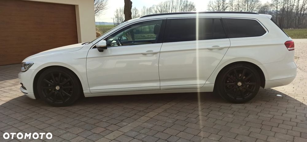 Volkswagen Passat - 4