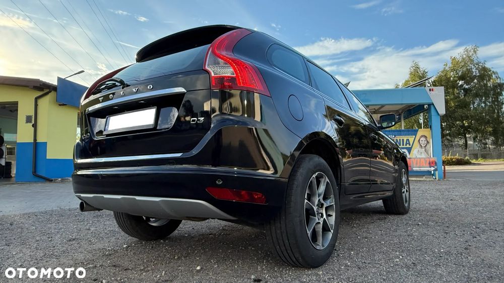 Volvo XC 60 D3 Drive-E Momentum - 5