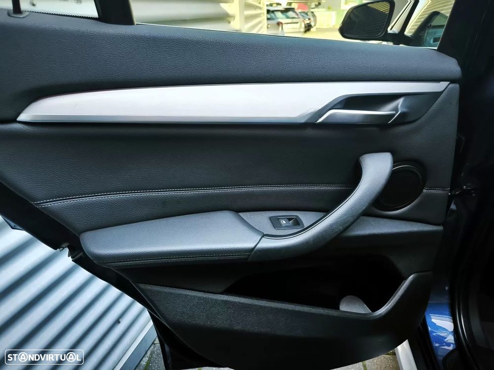 BMW X1 16 d sDrive xLine - 54