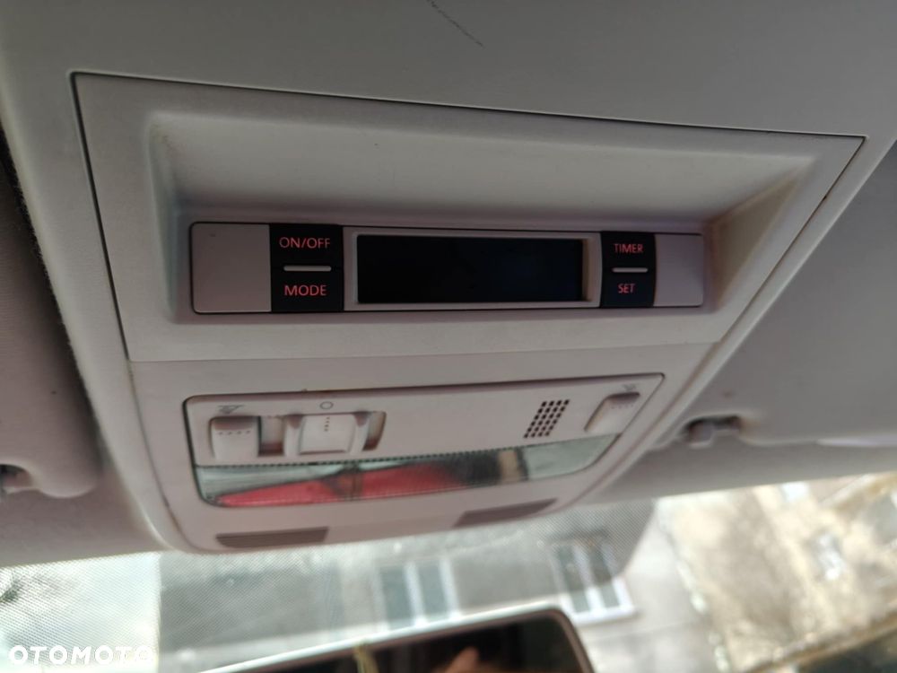 Volkswagen Caravelle 2.0 TDI L1 Comfortline DSG - 12