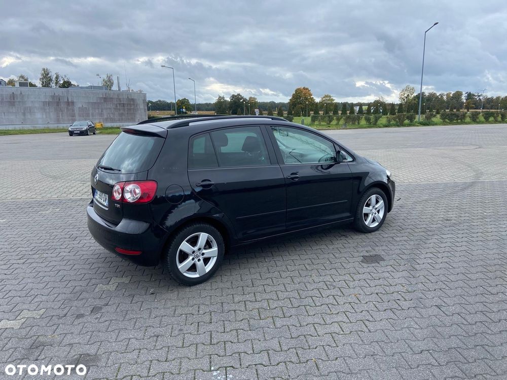 Volkswagen Golf Plus 1.6 TDI Comfortline - 11
