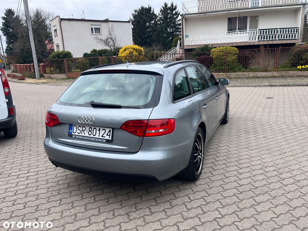 Audi A4 Avant 2.0 TDI - 5