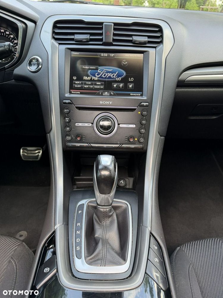 Ford Mondeo - 37