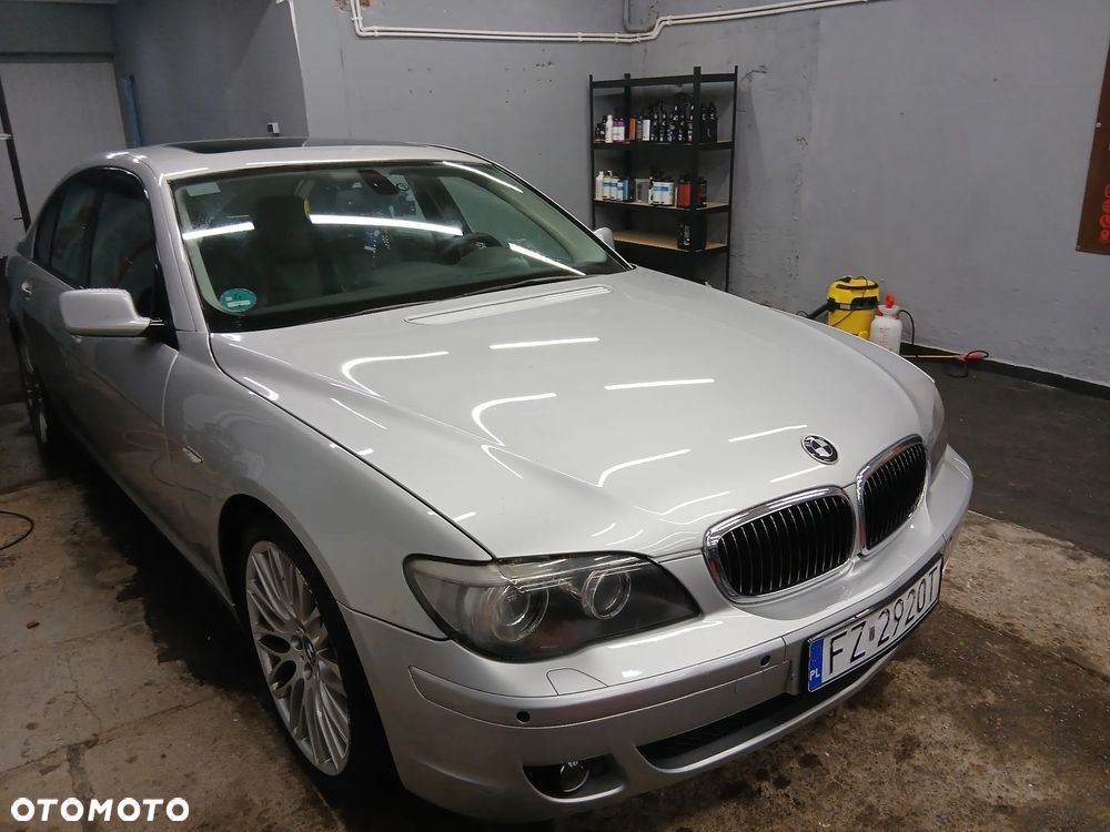 BMW Seria 7 - 1