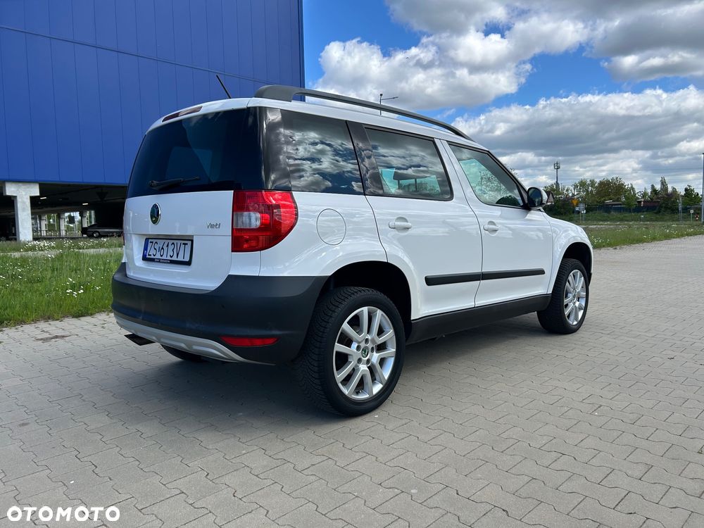 Skoda Yeti 1.2 TSI Experience PLUS EDITION - 8