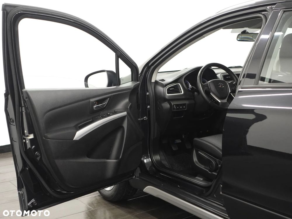 Suzuki SX4 S-Cross 1.6 VVT 4x2 Comfort - 18
