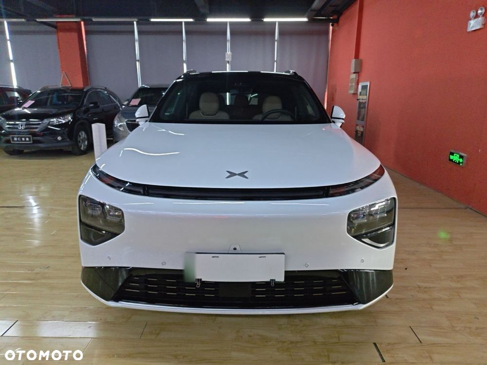 XPeng G9 - 2
