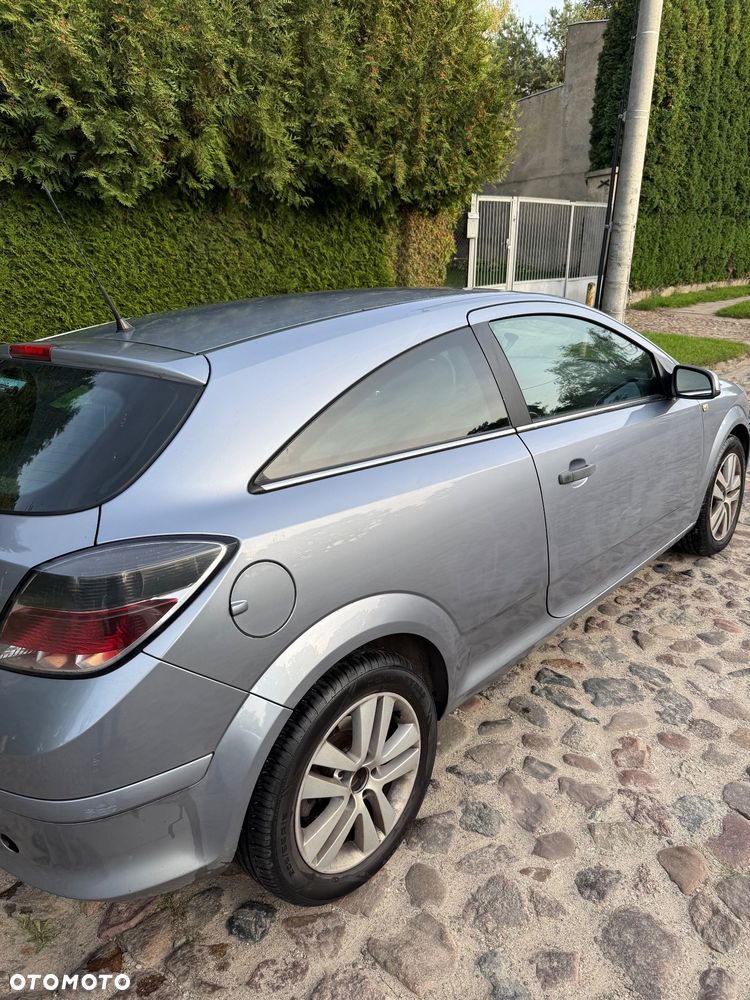 Opel Astra - 2