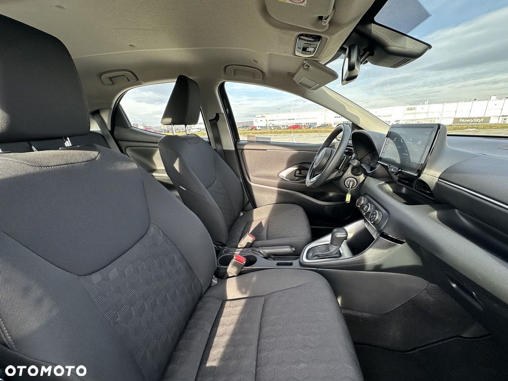 Toyota Yaris 1.5 Comfort CVT - 15