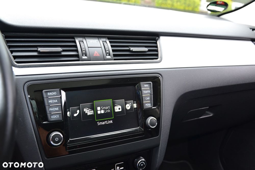 Skoda RAPID 1.6 TDI DPF Edition - 17