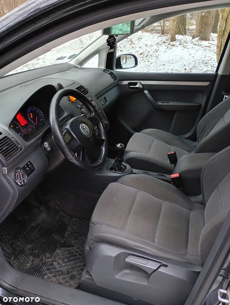 Volkswagen Touran 2.0 TDI Trendline - 9