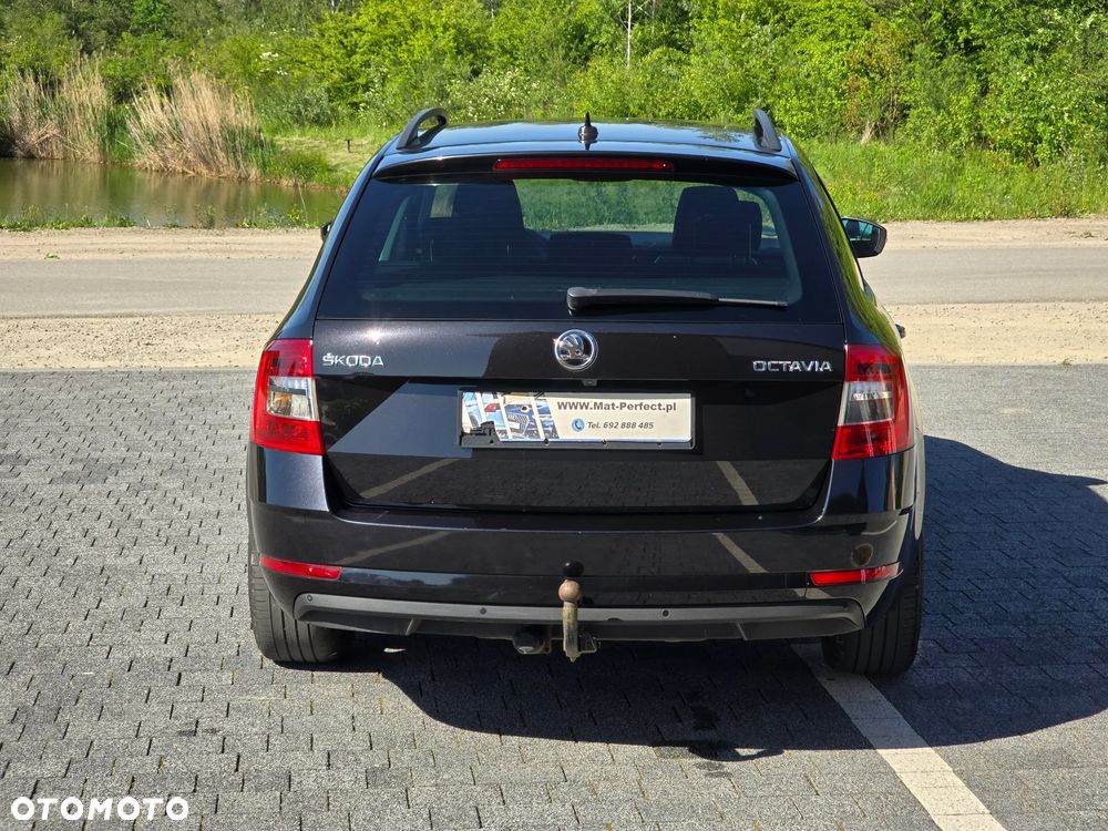 Skoda Octavia 1.6 TDI Premium Edition - 8