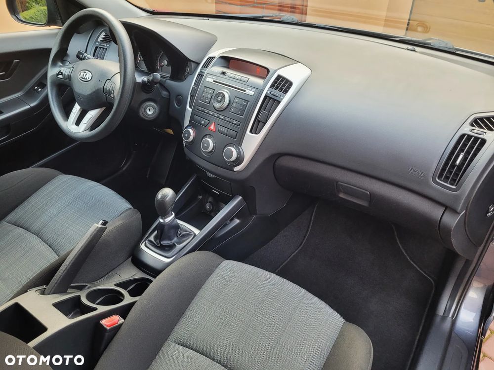 Kia ProCeed 1.6 CVVT Vision - 22