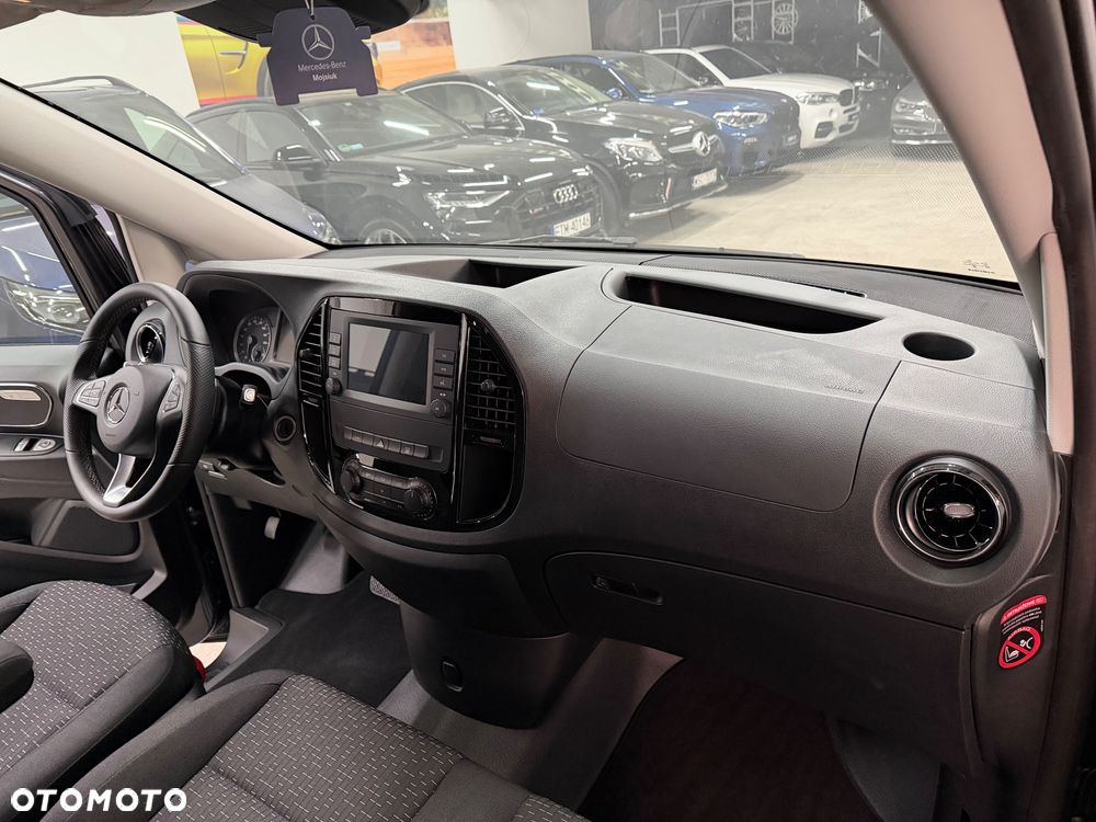 Mercedes-Benz eVITO - 22