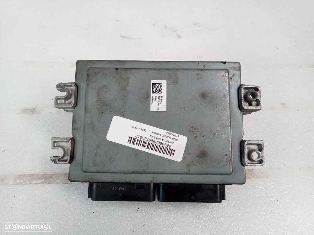 CENTRALINA DO MOTOR UCE DACIA SANDERO - 1