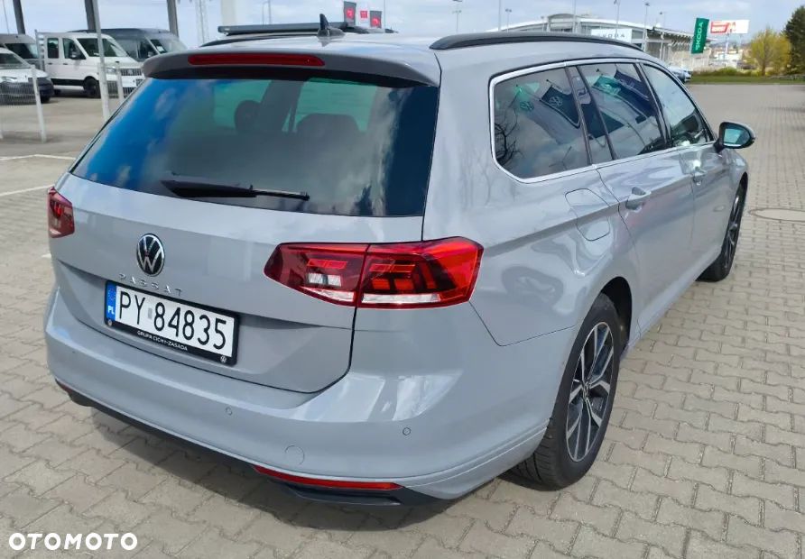 Volkswagen Passat Variant 1.5 TSI EVO Business DSG - 4