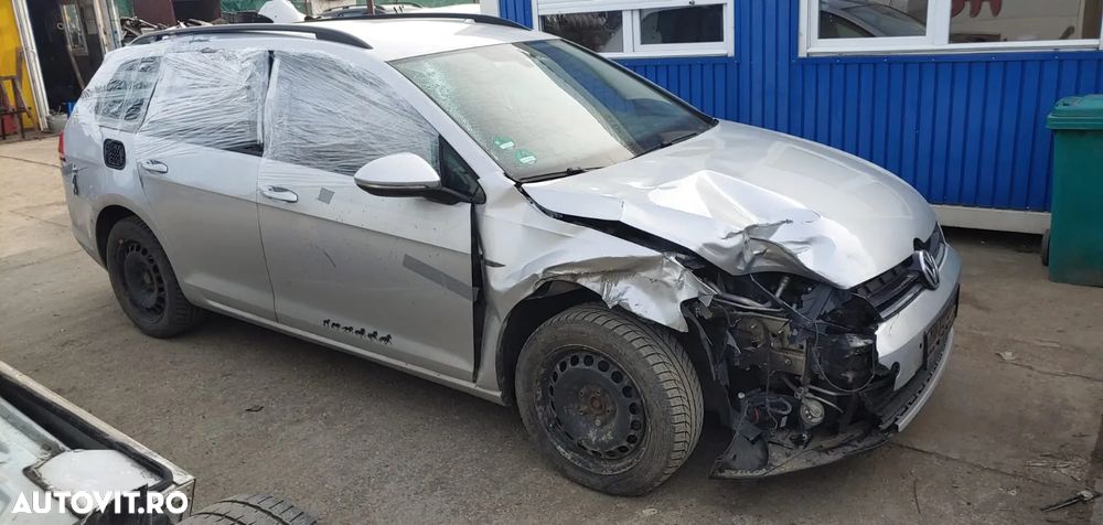 Dezmembrez Volkswagen Golf 7 - 11
