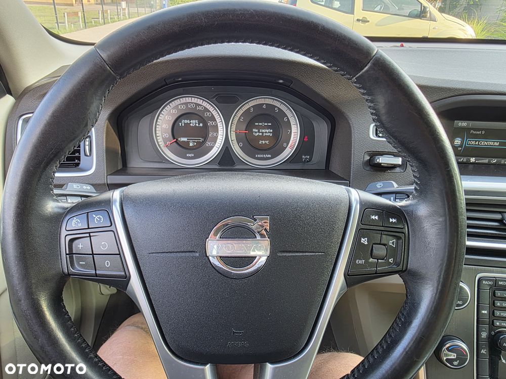 Volvo S60 T4 Momentum - 22