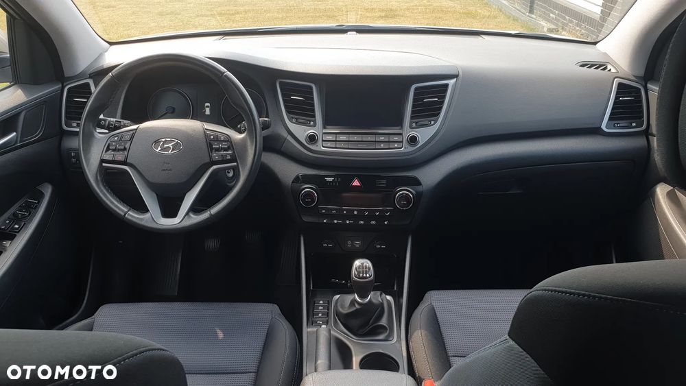 Hyundai Tucson blue 1.6 GDi 2WD Navi - 12